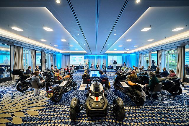Vision 2030+ : l’avenir du motocyclisme en Europe pour 2030 et après.
